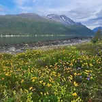 Dom wakacyjny Idyllisk Hus Med Sauna Og Jacuzzi, Lyngen