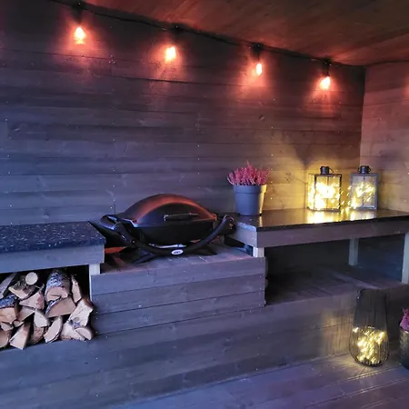 Idyllisk Hus Med Sauna Og Jacuzzi, Lyngen