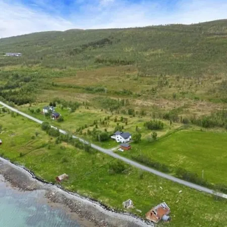 Idyllisk Hus Med Sauna Og Jacuzzi, Lyngen * Nord-Lenangen