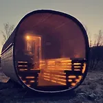 Idyllisk Hus Med Sauna Og Jacuzzi, Lyngen Casa de Férias