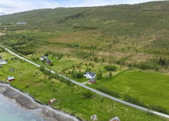 Idyllisk Hus Med Sauna Og Jacuzzi, Lyngen * Nord-Lenangen